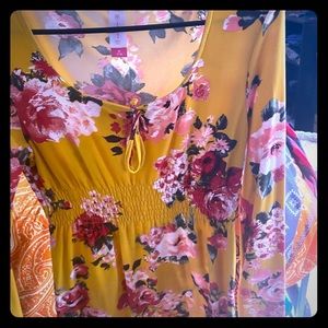 Yellow long sleeve dress medium